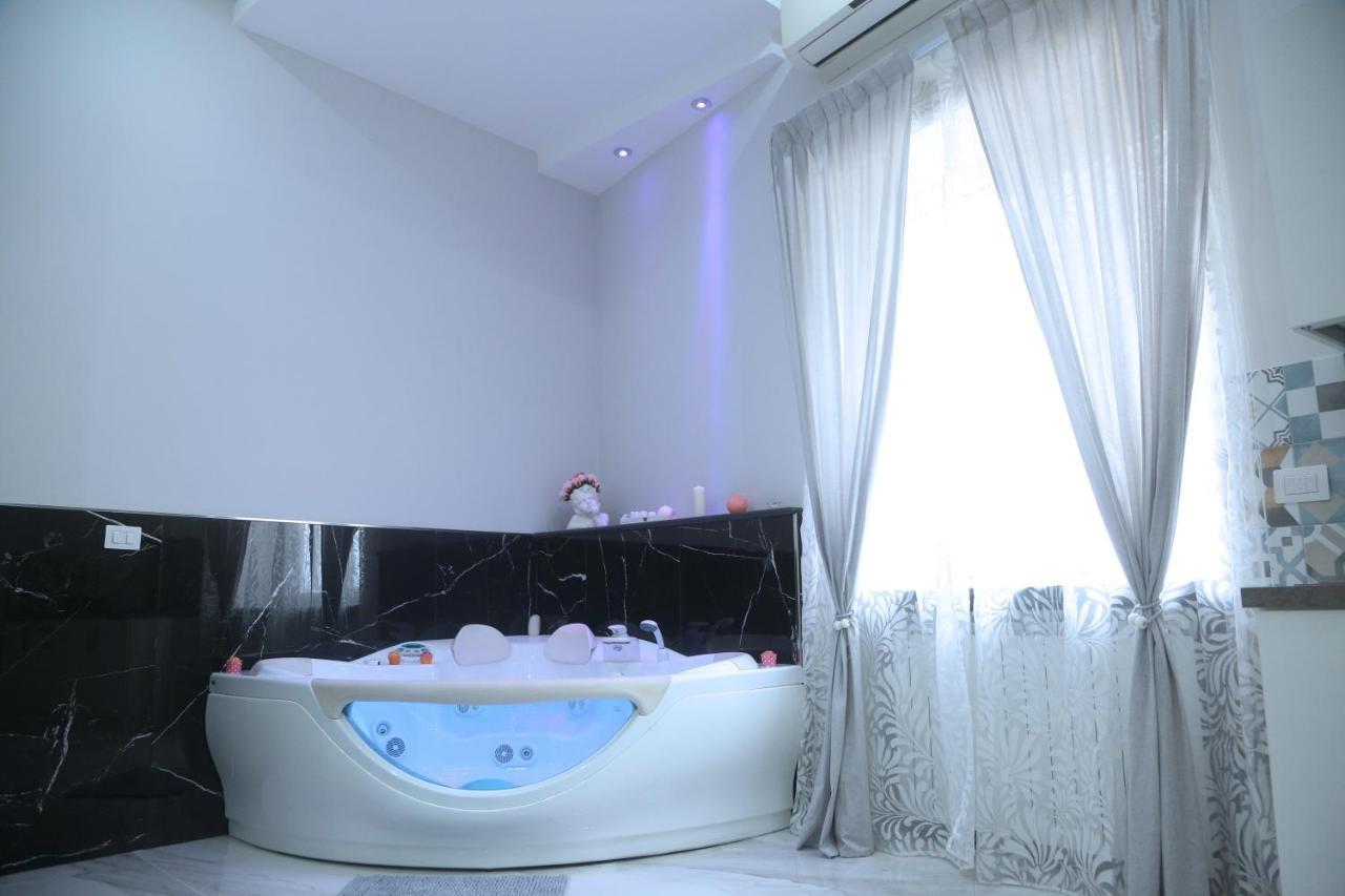 Opera Home Napoli Buitenkant foto