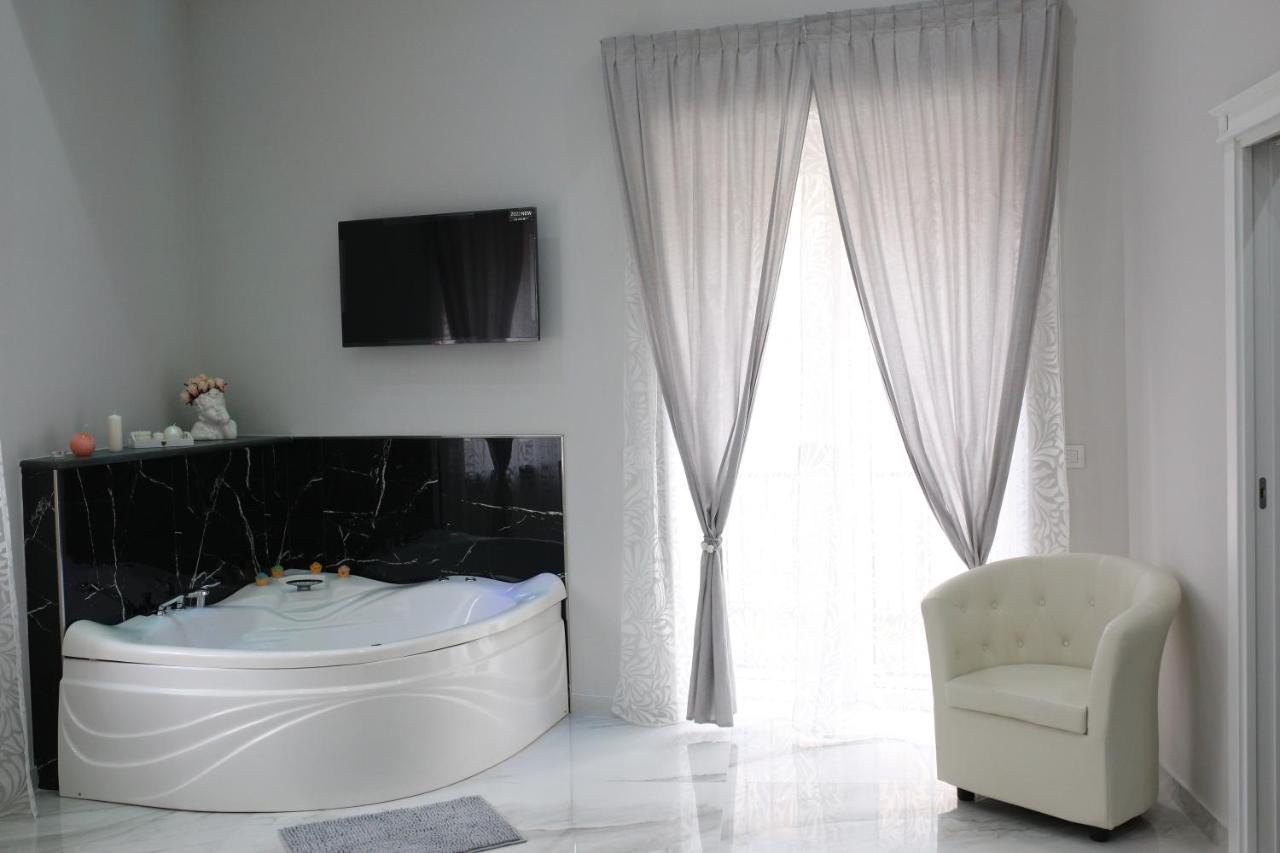 Opera Home Napoli Buitenkant foto